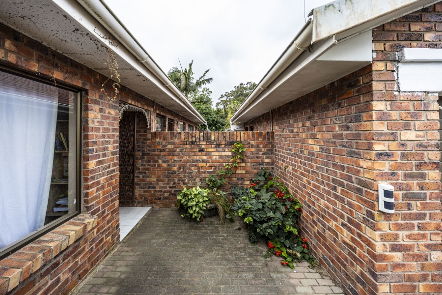 4 Bedroom Property for Sale in Nahoon Valley Park Eastern Cape